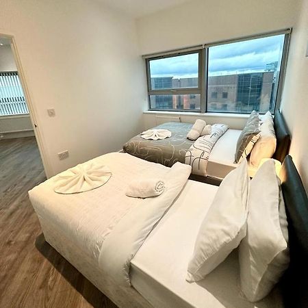 Alarabi Apartments-Two Bedrooms Apartment Croydon Ngoại thất bức ảnh