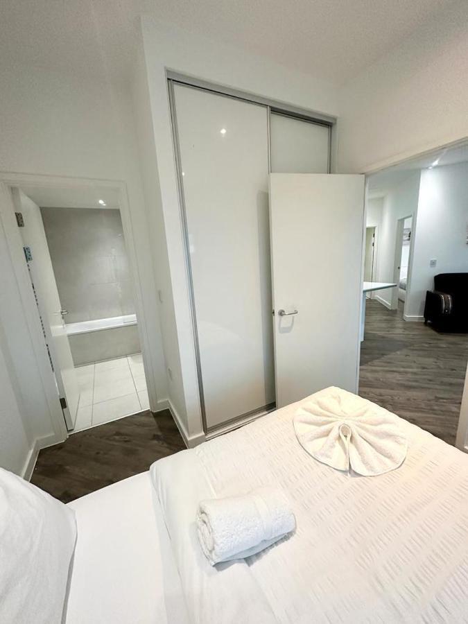 Alarabi Apartments-Two Bedrooms Apartment Croydon Ngoại thất bức ảnh