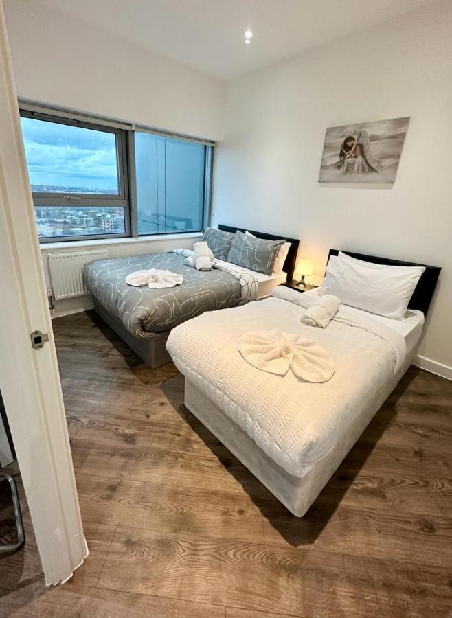 Alarabi Apartments-Two Bedrooms Apartment Croydon Ngoại thất bức ảnh