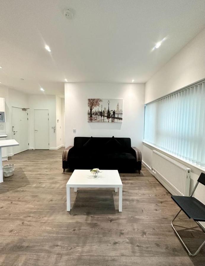 Alarabi Apartments-Two Bedrooms Apartment Croydon Ngoại thất bức ảnh