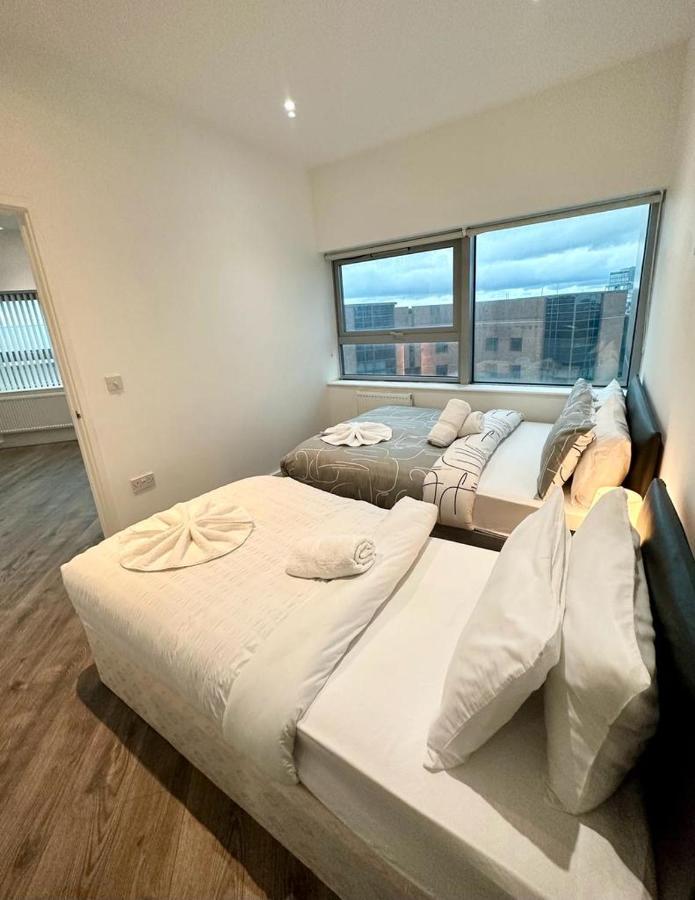 Alarabi Apartments-Two Bedrooms Apartment Croydon Ngoại thất bức ảnh